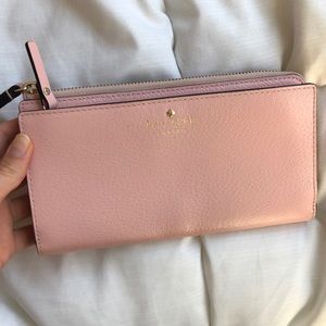 Kate spade spencer travel wallet